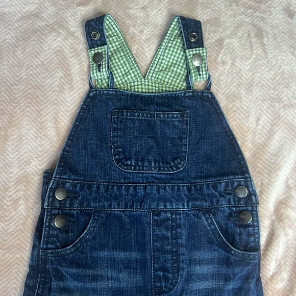 Adorable Wrangler Dark Blue Denim Overalls Baby 24 months Green Checked interior - Picture 2 of 9